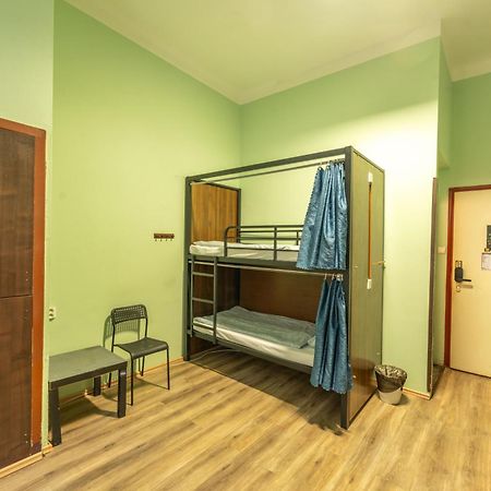Best Spot Hostel Prag Exteriör bild