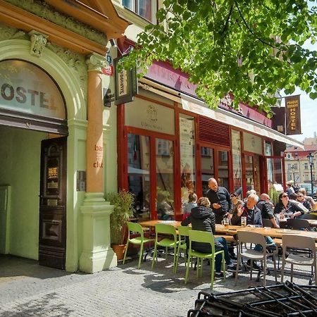 Best Spot Hostel Prag Exteriör bild