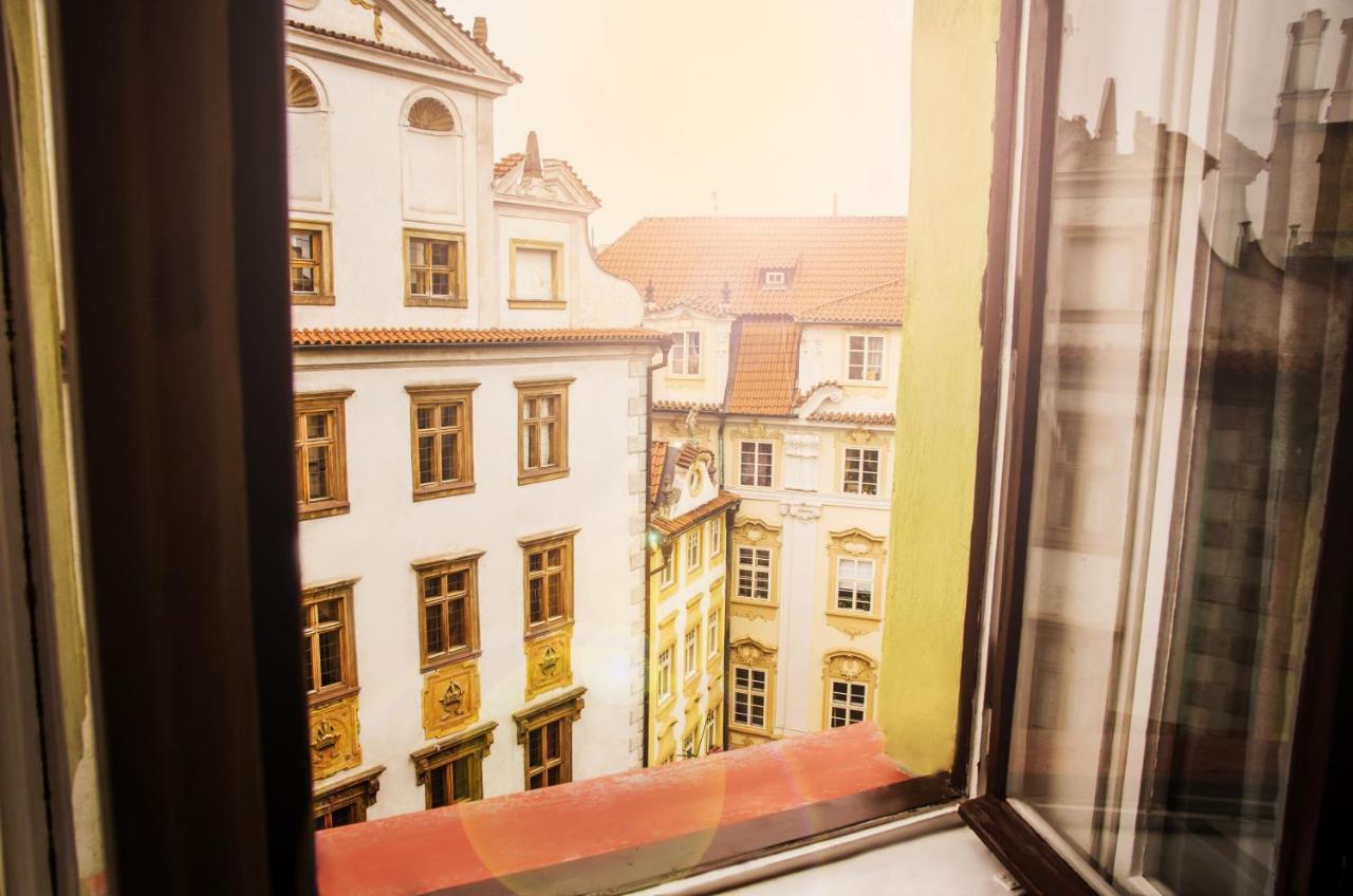 Best Spot Hostel Prag Exteriör bild